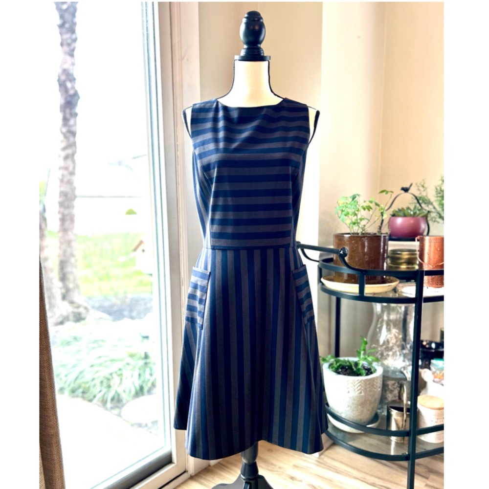 BROOKS BROTHERS x RED FLEECE | Striped Dress with Front Pockets - Picture 2 of 10